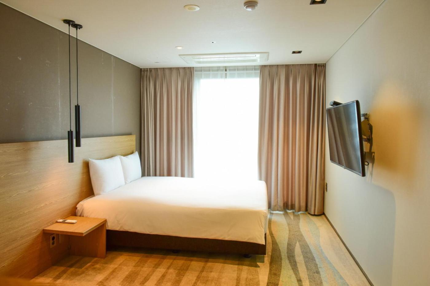 Saint Beach Hotel Jeju Buitenkant foto
